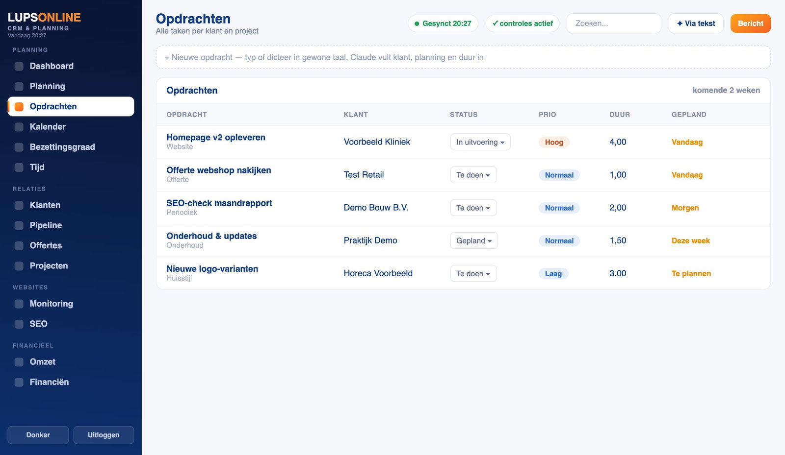 Opdrachten en taken per klant en project, met status, prioriteit en planning.